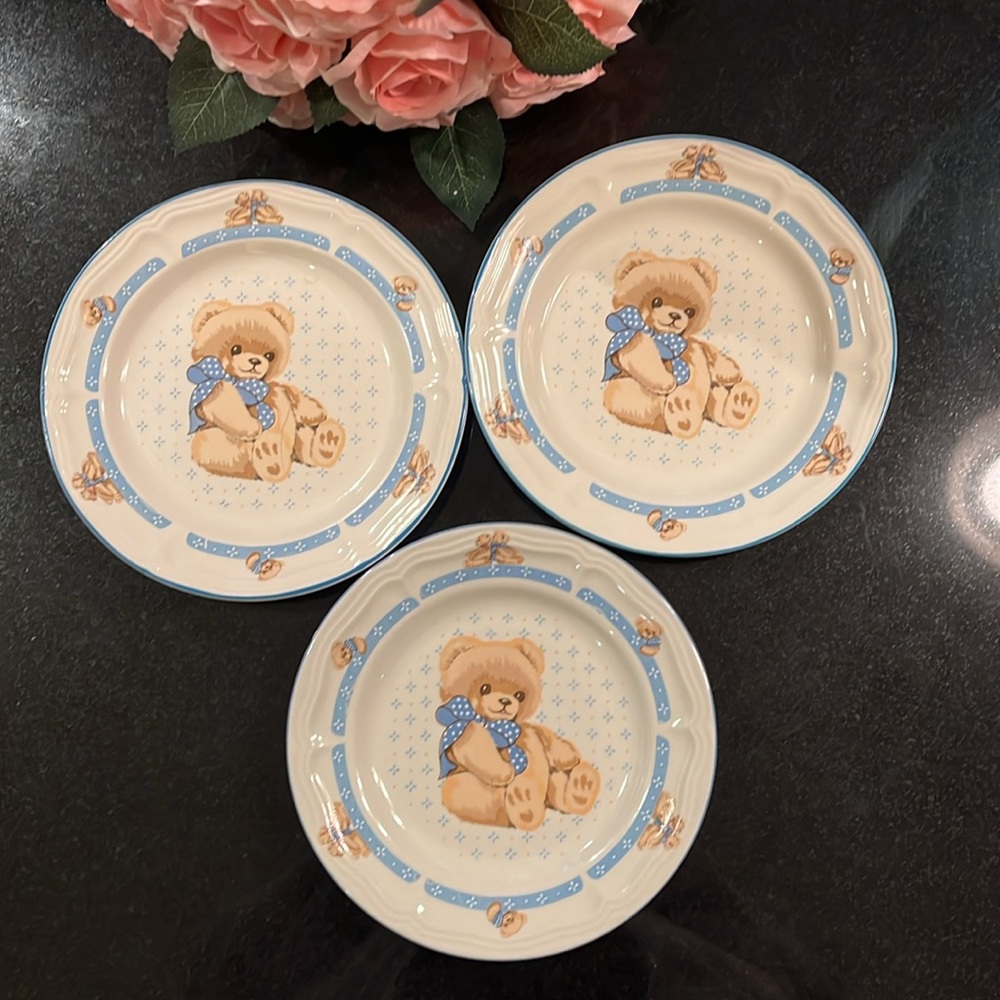"Country Bear" - Salad Plate 7 3/4" by TIENSHAN (Set of 3)